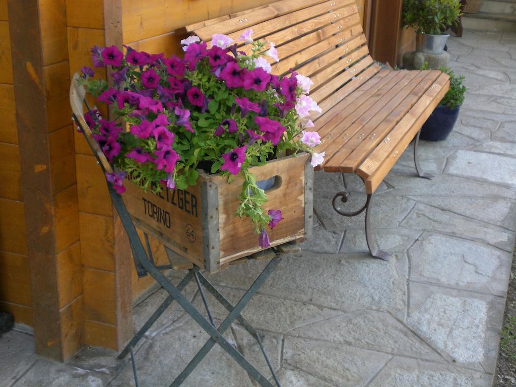 Pera Rionda Bed & Breakfast Caprie ภายนอก รูปภาพ